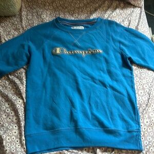 Women’s champion crewneck.